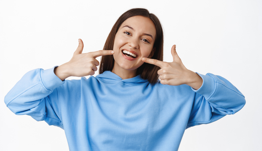 Soins dentaires et vacances à Djerba -  Cabinet Dentaire Midoun Djerba – Dr Jaajaa Jamila